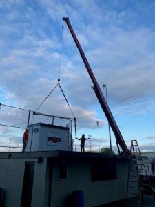 crane lifting pressbox